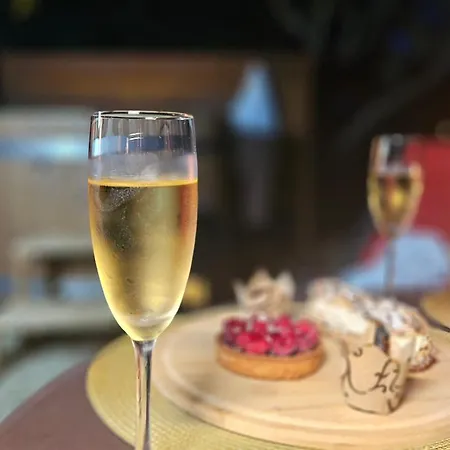 Le Roulottes Du Petit Gouffre De Avec Padirac