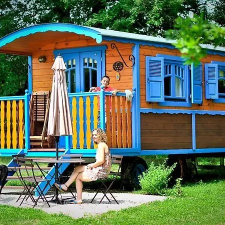 Le Roulottes Du Petit Gouffre De Avec Padirac