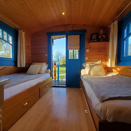 Le Roulottes Du Petit Gouffre De Avec Padirac