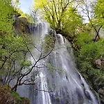 Les Roulottes Du Petit Gouffre De