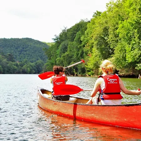 Le Roulottes Du Petit Gouffre De Avec