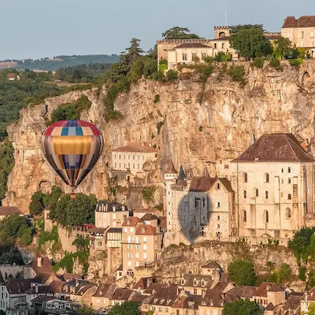 Casa de hóspedes Le Roulottes Du Petit Gouffre De Avec *