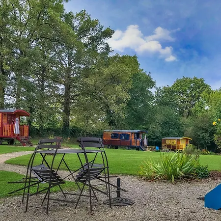 Le Roulottes Du Petit Gouffre De Avec Gasthof Padirac