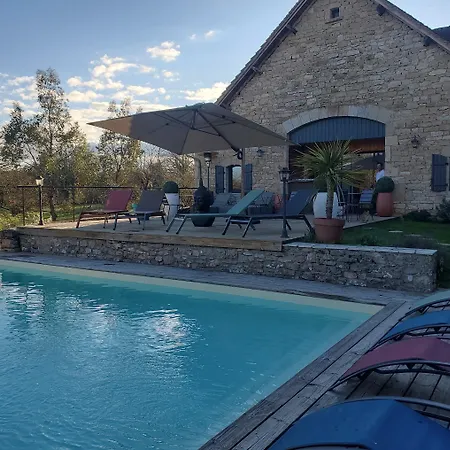 Le Roulottes Du Petit Gouffre De Avec باديراك