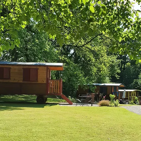 Le Roulottes Du Petit Gouffre De Avec بيت ضيافة باديراك